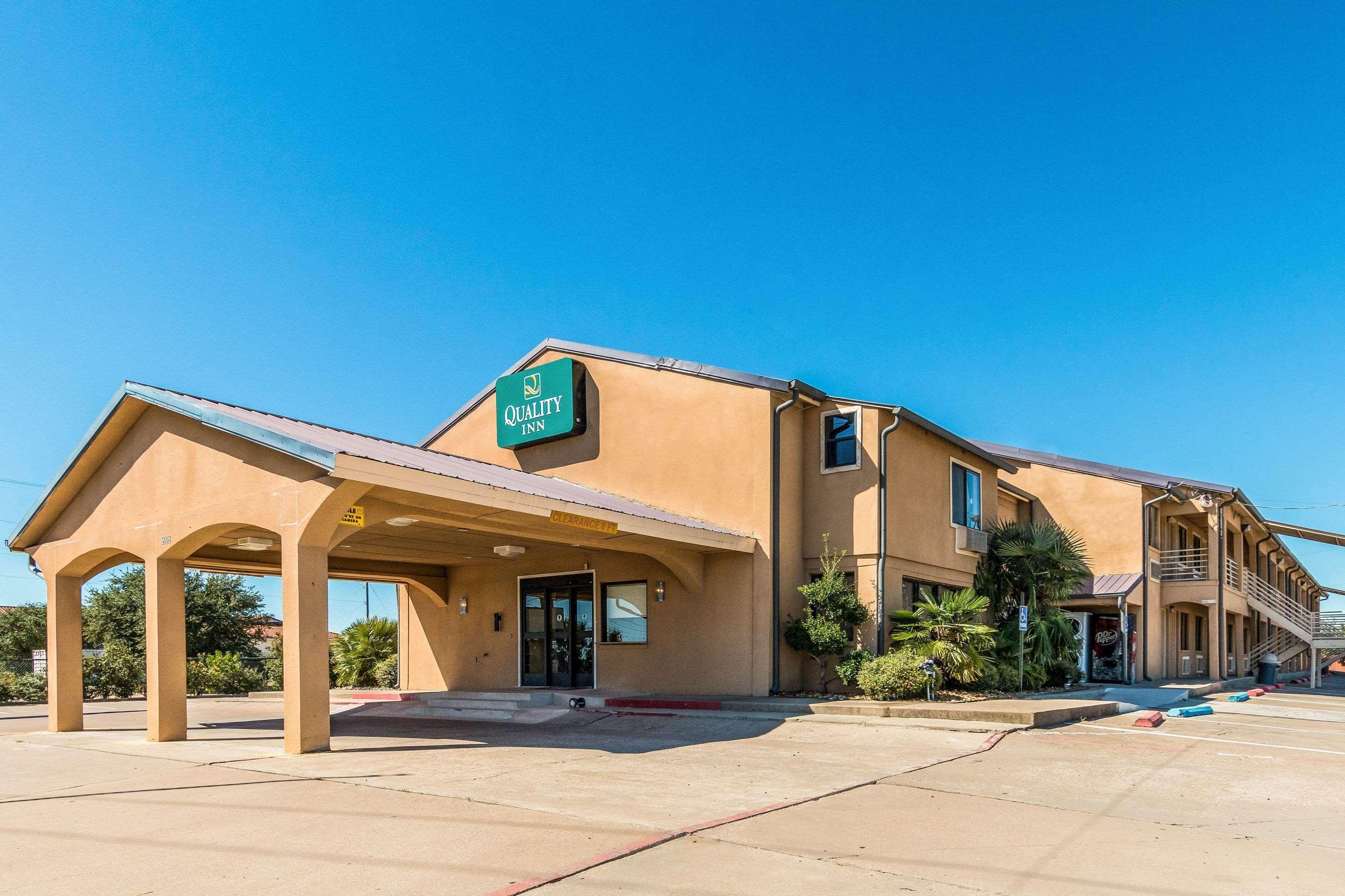 Quality Inn Корсикана Экстерьер фото