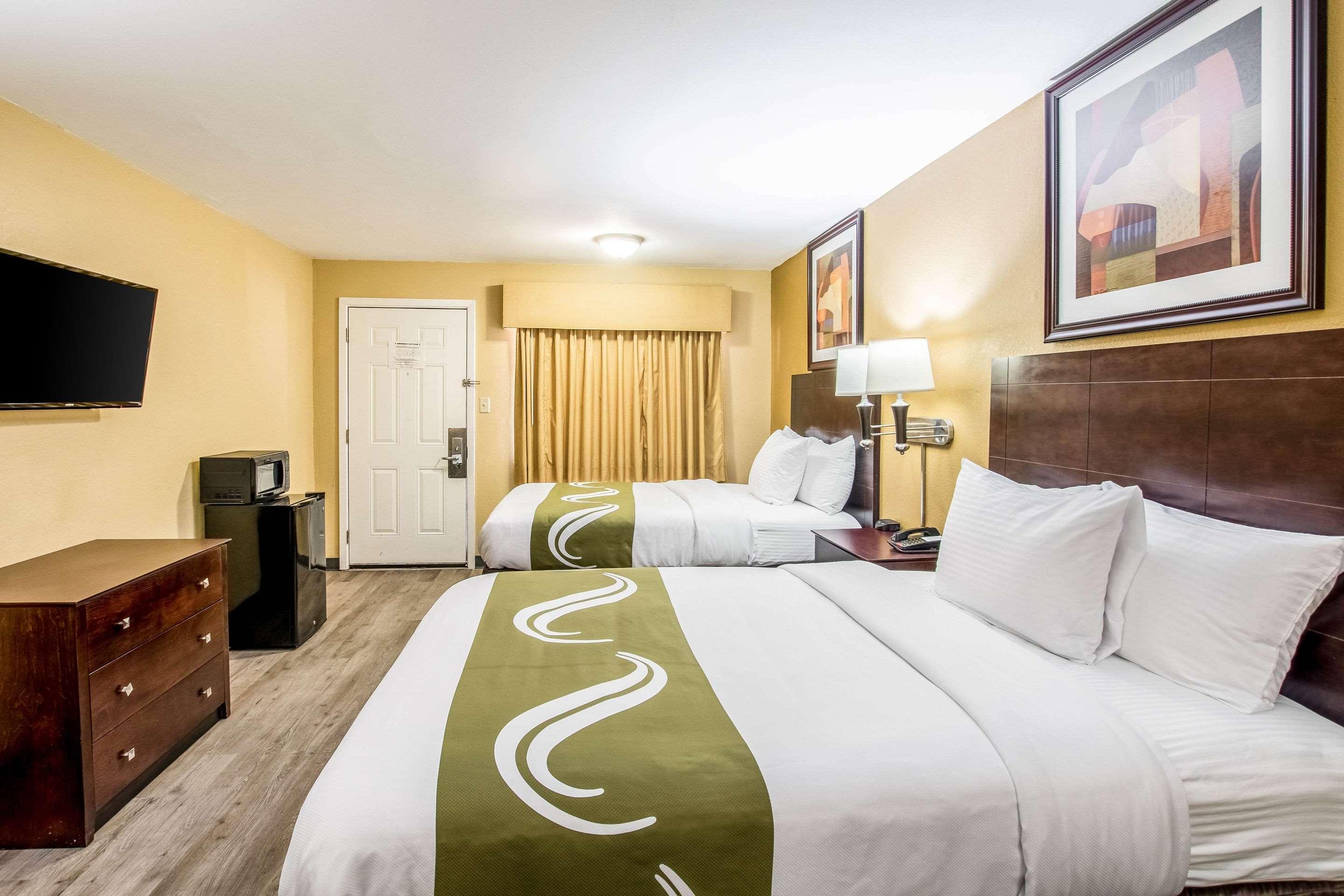 Quality Inn Корсикана Экстерьер фото