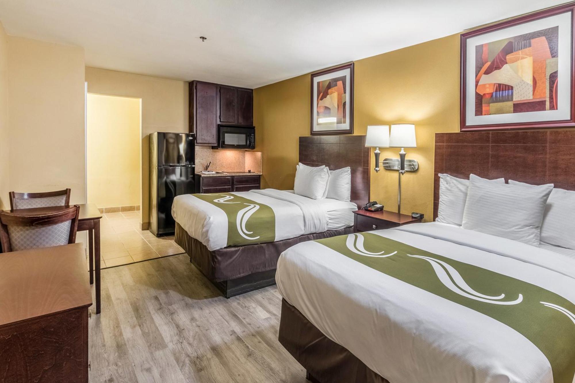 Quality Inn Корсикана Экстерьер фото